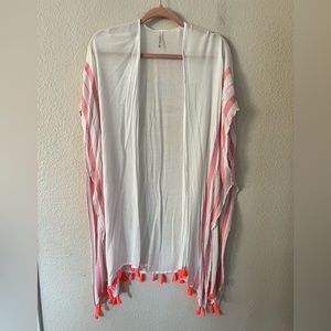 Woman white and pink kimono wide sleeve